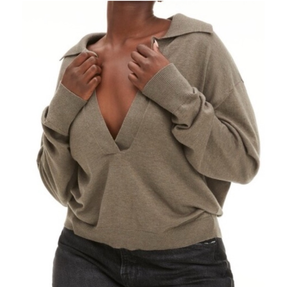 Good American Sheer Collard Henley Sweater in Taupe size 1/2